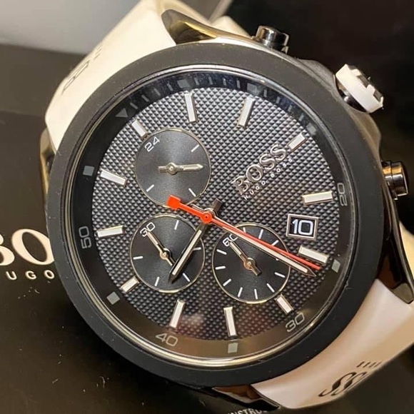 Hugo Boss Men’s Velocity Black Watch - Picture 8 of 8